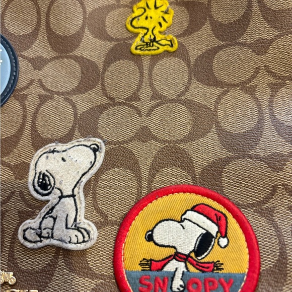 Coach Snoopy Bucket Bag - Picture 3 of 7